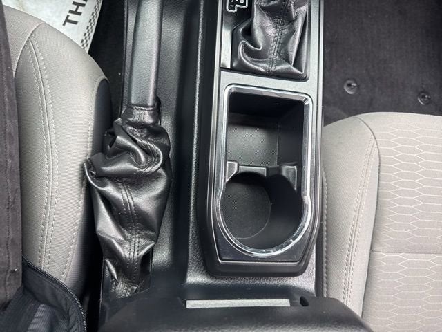 2019 Toyota Tacoma SR Double Cab 5' Bed V6 AT