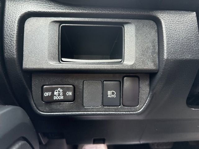 2019 Toyota Tacoma SR Double Cab 5' Bed V6 AT