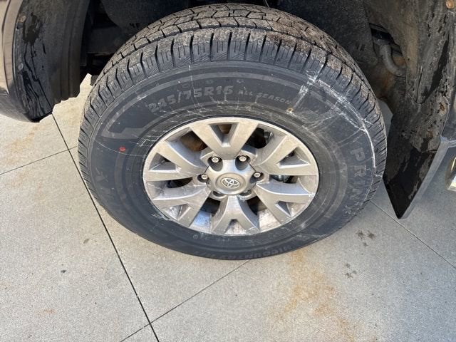 2019 Toyota Tacoma SR5 Double Cab 5' Bed V6 AT