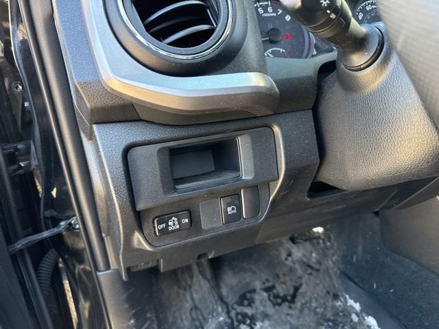 2019 Toyota Tacoma SR5 Double Cab 5' Bed V6 AT