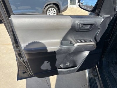 2019 Toyota Tacoma SR5 Double Cab 5' Bed V6 AT