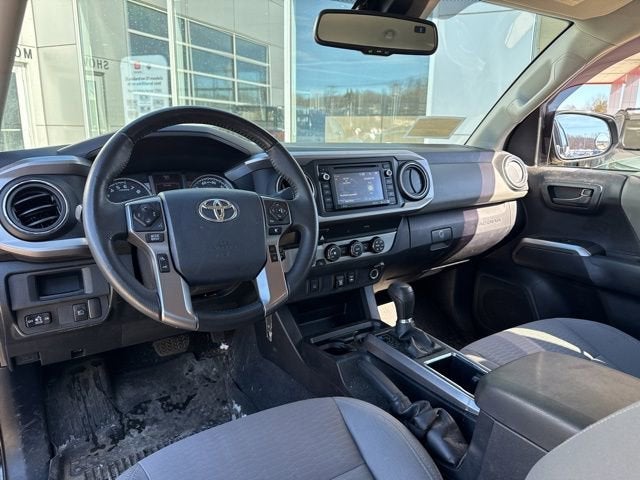 2019 Toyota Tacoma SR5 Double Cab 5' Bed V6 AT