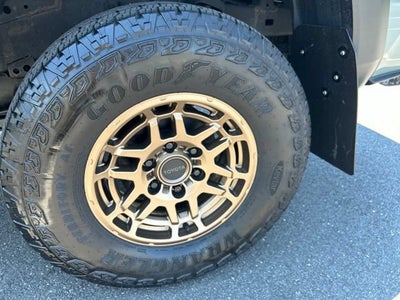 2022 Toyota Tacoma Base