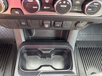 2023 Toyota Tacoma SR5 Double Cab 5' Bed V6 AT