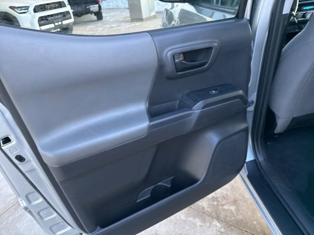 2023 Toyota Tacoma SR Double Cab 5' Bed V6 AT