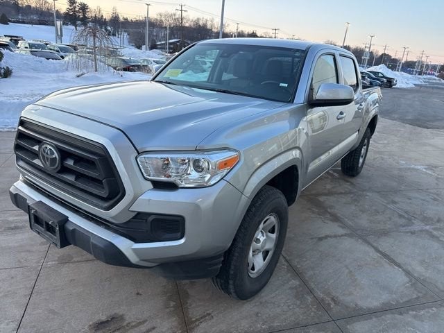 2023 Toyota Tacoma SR Double Cab 5' Bed V6 AT