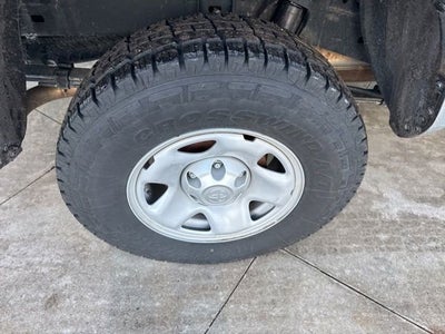 2023 Toyota Tacoma SR Double Cab 5' Bed V6 AT