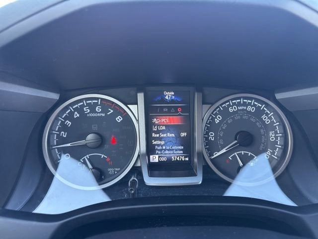 2023 Toyota Tacoma SR5 Double Cab 5' Bed V6 AT