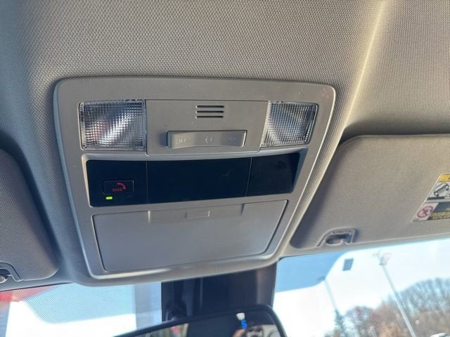 2023 Toyota Tacoma SR5 Double Cab 5' Bed V6 AT