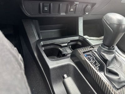 2023 Toyota Tacoma SR Double Cab 5' Bed V6 AT