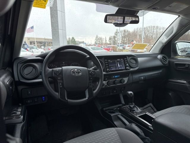 2023 Toyota Tacoma SR Double Cab 5' Bed V6 AT