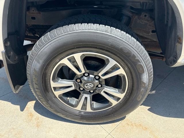 2016 Toyota Tacoma 4WD Double Cab V6 AT TRD Sport