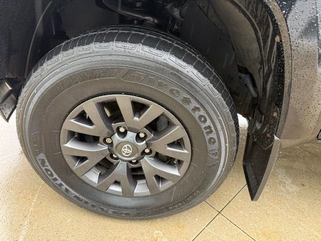 2021 Toyota Tacoma SR5 Double Cab 6' Bed V6 AT