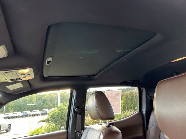 2017 Toyota Tacoma Limited Double Cab 5' Bed V6 4x4 AT