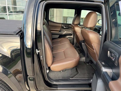 2017 Toyota Tacoma Limited Double Cab 5' Bed V6 4x4 AT