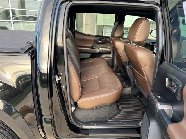 2017 Toyota Tacoma Limited Double Cab 5' Bed V6 4x4 AT