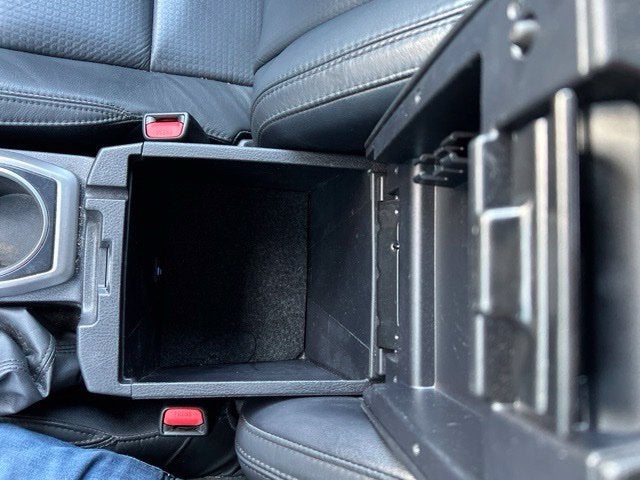 2021 Toyota Tacoma Limited Double Cab 5' Bed V6 AT