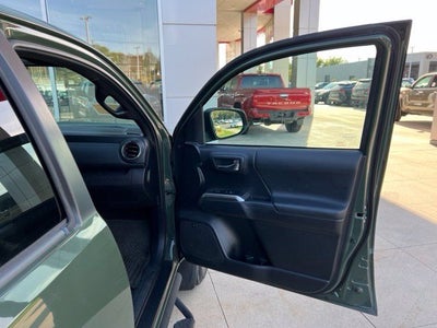 2021 Toyota Tacoma Limited Double Cab 5' Bed V6 AT