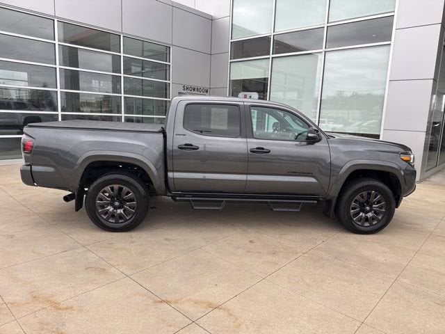 2022 Toyota Tacoma Limited Double Cab 5' Bed V6 AT