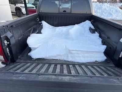 2023 Toyota Tacoma SR Double Cab 5' Bed I4 AT