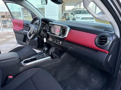 2023 Toyota Tacoma SR Double Cab 5' Bed I4 AT