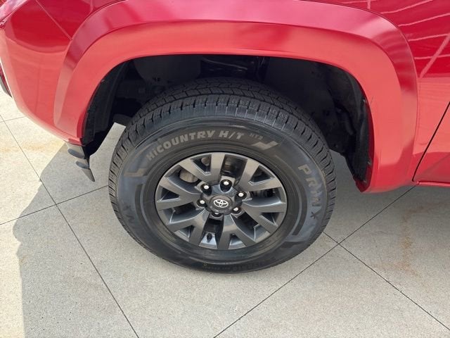 2023 Toyota Tacoma SR5 Double Cab 5' Bed V6 AT