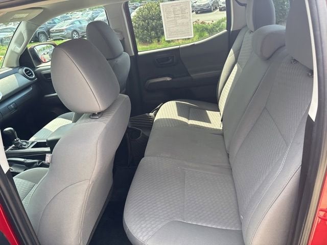 2023 Toyota Tacoma SR5 Double Cab 5' Bed V6 AT