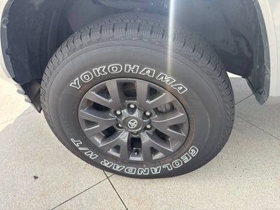 2023 Toyota Tacoma SR5 Double Cab 5' Bed V6 AT