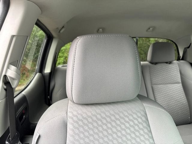 2023 Toyota Tacoma SR5 Double Cab 5' Bed V6 AT