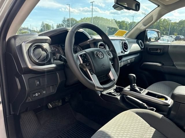 2023 Toyota Tacoma SR5 Double Cab 5' Bed V6 AT