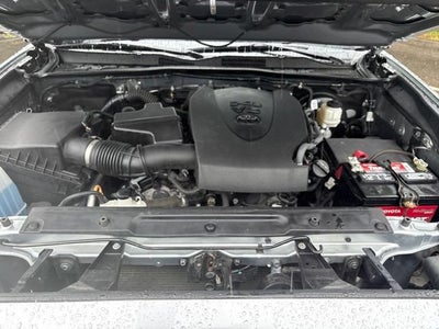 2023 Toyota Tacoma SR5 Double Cab 5' Bed V6 AT