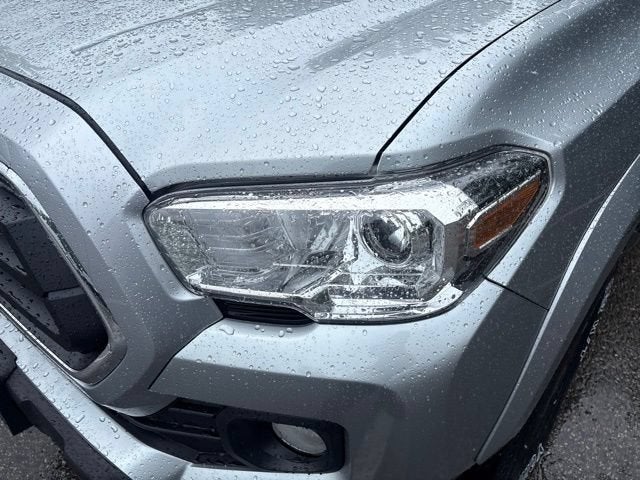 2023 Toyota Tacoma SR5 Double Cab 5' Bed V6 AT