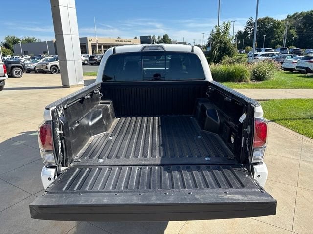 2021 Toyota Tacoma TRD Pro Double Cab 5' Bed V6 AT