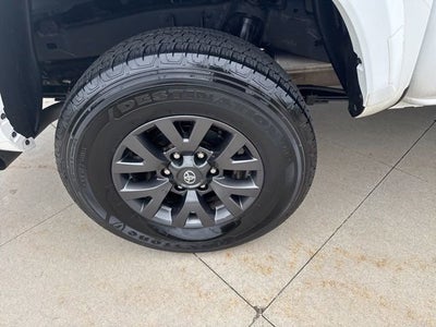 2023 Toyota Tacoma SR5 Double Cab 5' Bed V6 AT