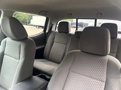 2021 Toyota Tacoma SR Double Cab 5' Bed V6 AT