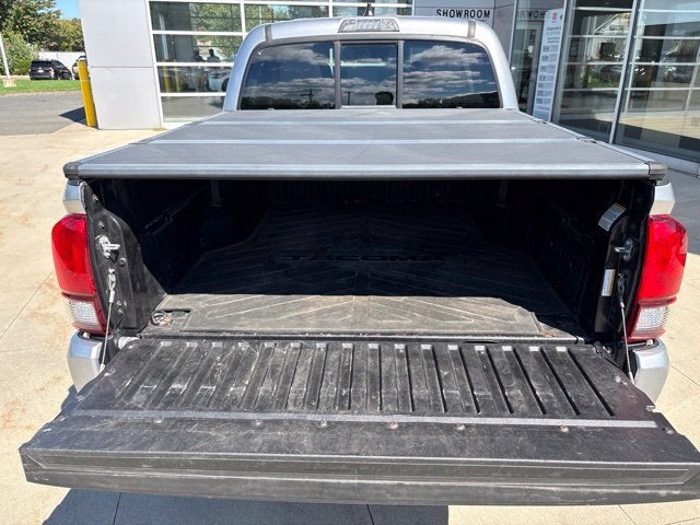 2021 Toyota Tacoma SR Double Cab 5' Bed V6 AT