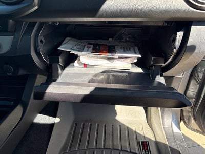 2021 Toyota Tacoma SR Double Cab 5' Bed V6 AT