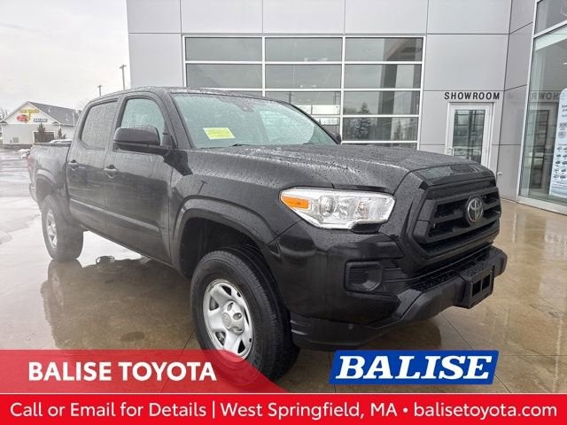 2023 Toyota Tacoma SR Double Cab 5' Bed V6 AT