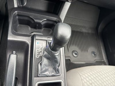 2023 Toyota Tacoma SR Double Cab 5' Bed V6 AT