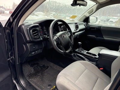 2023 Toyota Tacoma SR Double Cab 5' Bed V6 AT