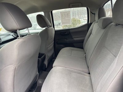 2023 Toyota Tacoma SR Double Cab 5' Bed V6 AT