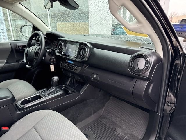 2023 Toyota Tacoma SR Double Cab 5' Bed V6 AT