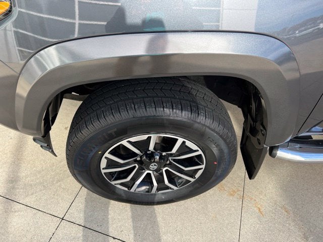2023 Toyota Tacoma TRD Sport Double Cab 5' Bed V6 AT