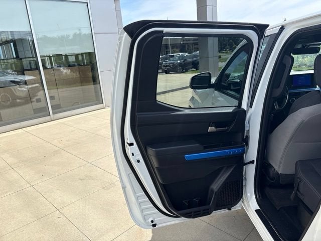 2025 Toyota Tacoma Base