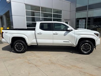 2025 Toyota Tacoma Base
