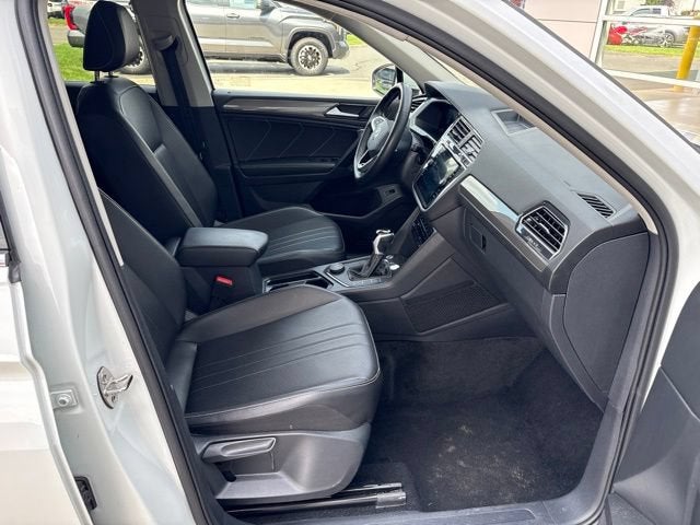 2024 Volkswagen Tiguan Base