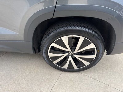 2022 Volkswagen Taos SE FWD