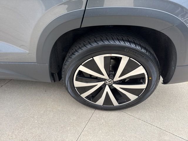 2022 Volkswagen Taos SE FWD