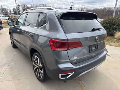 2022 Volkswagen Taos SE FWD