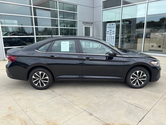 2024 Volkswagen Jetta S Auto